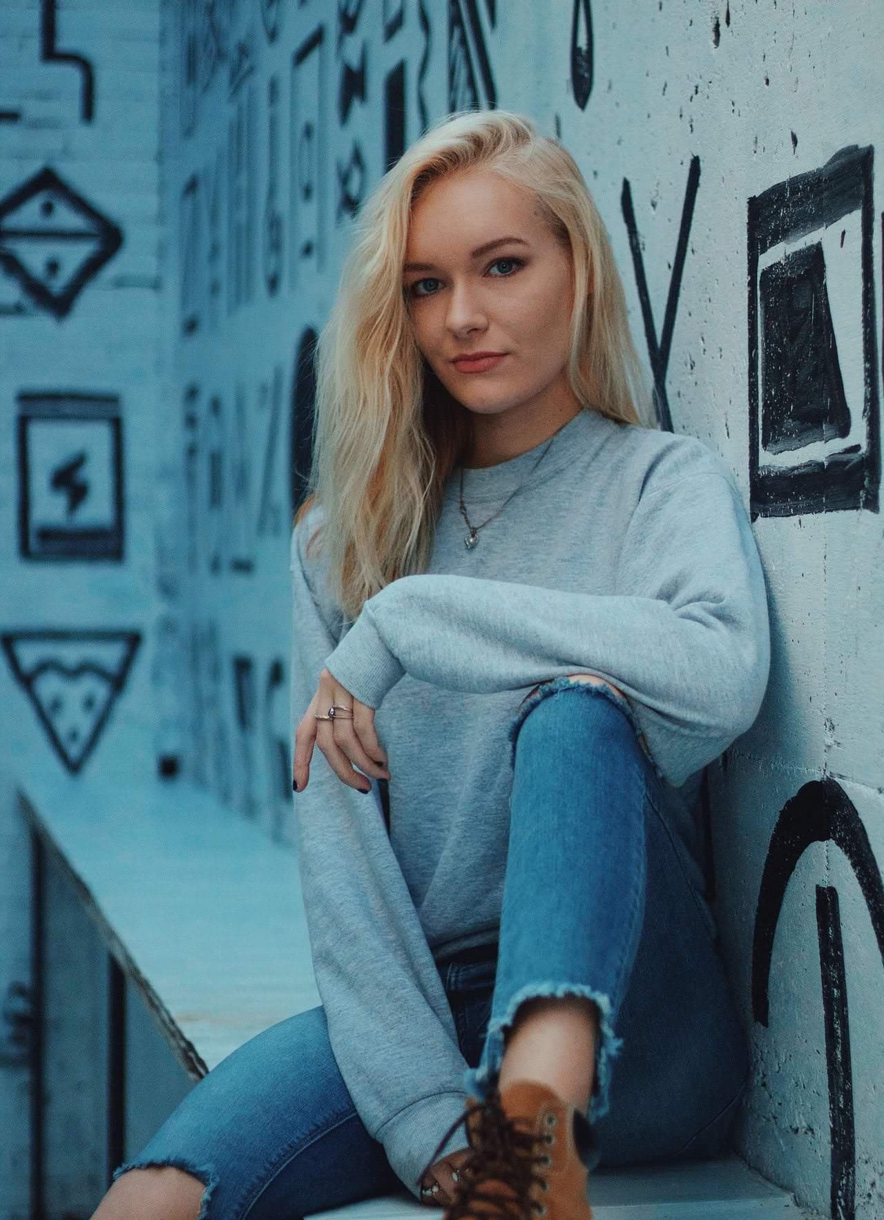 Lifestyle — Portrait